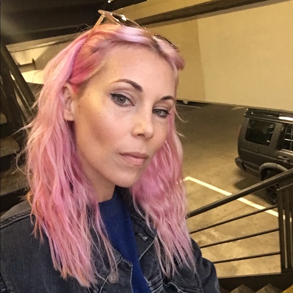 Meet your Posher, Bre - Picture 2 of 4